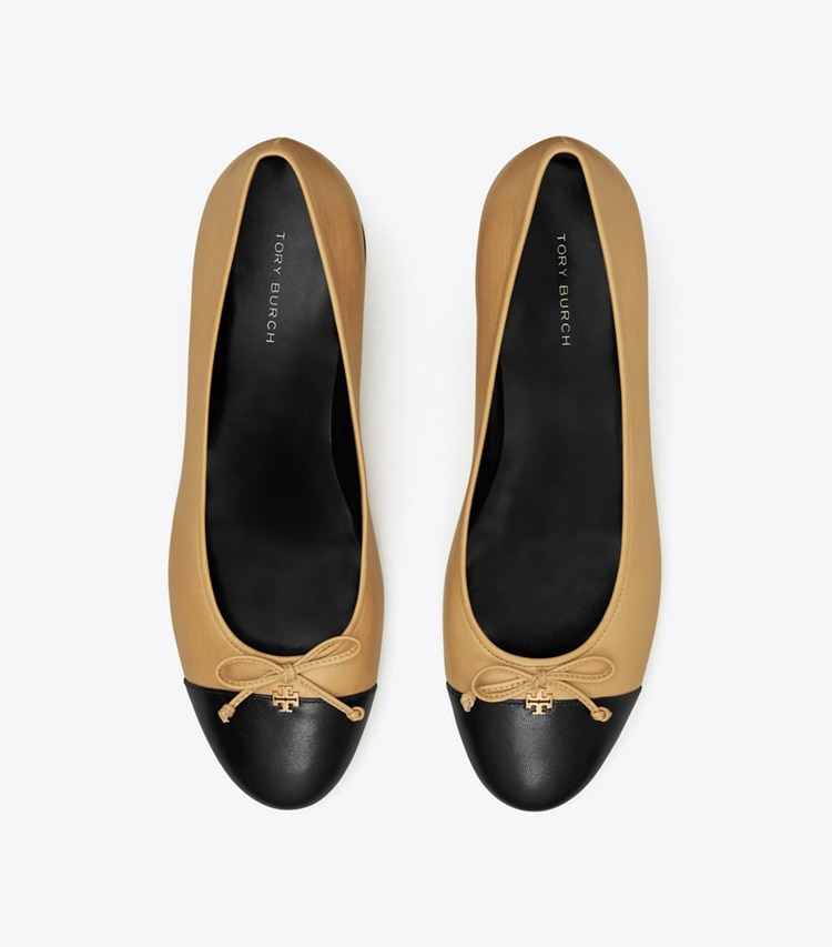 TORY BURCH WOMEN'S CAP-TOE PUMP - Ginger Shortbread / Perfect Black